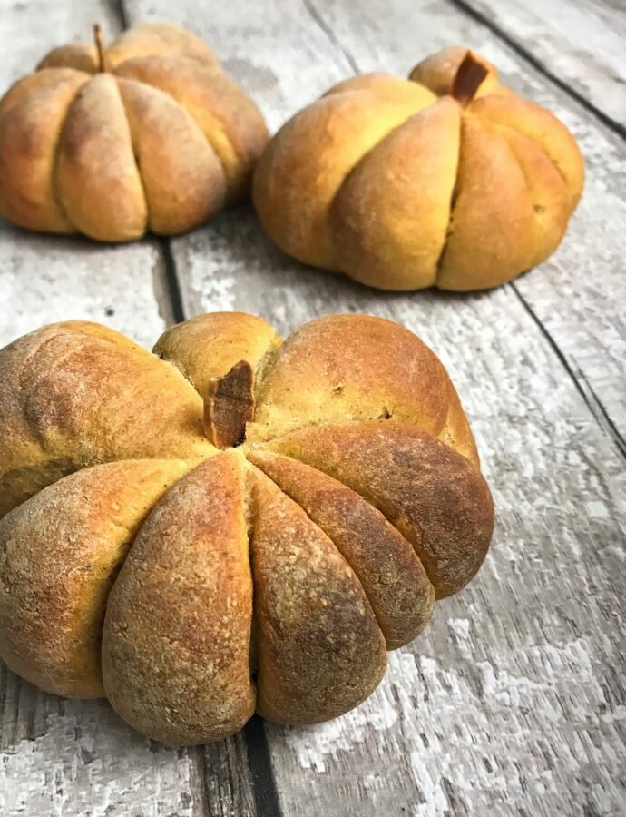 Spiced Pumpkin Rolls